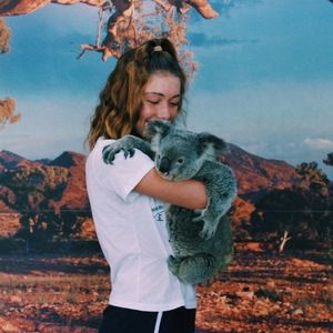 Meet your Posher, Julianna